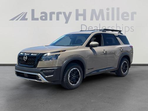 Baja Storm 2023 Nissan Pathfinder Rock Creek