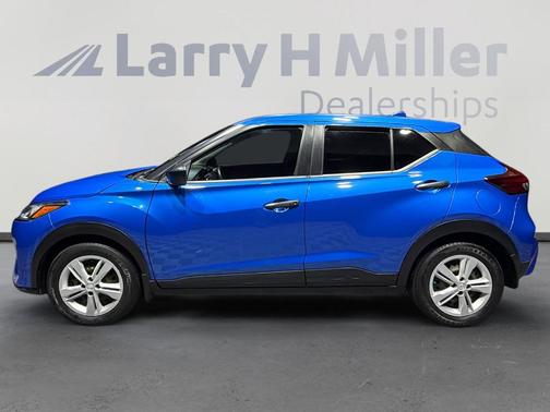 2022 Nissan Kicks S