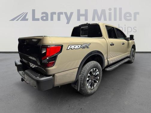 2024 Nissan Titan PRO-4X