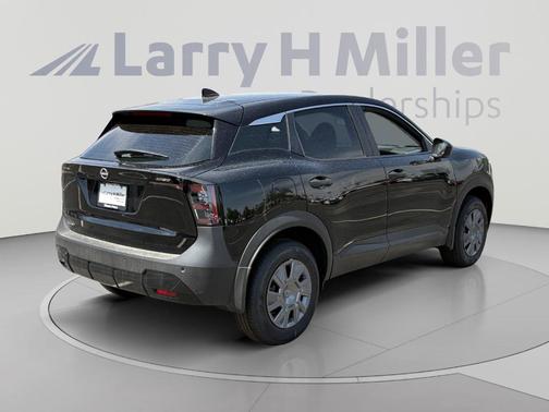 Super Black 2026 Nissan Kicks S