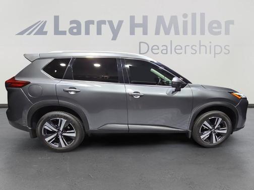 2025 Nissan Rogue SL