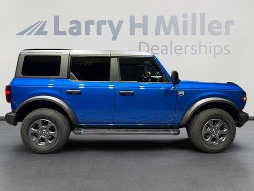 Blue Metallic 2024 Ford Bronco Big Bend