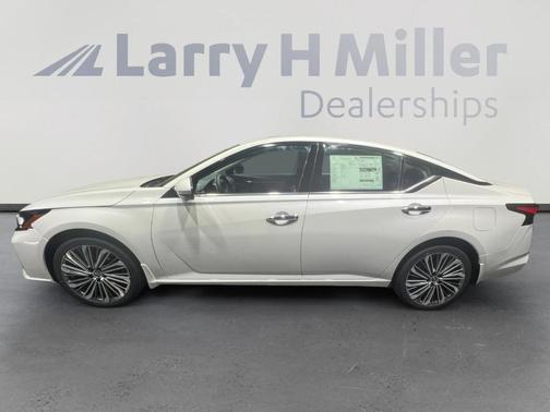 2025 Nissan Altima SL