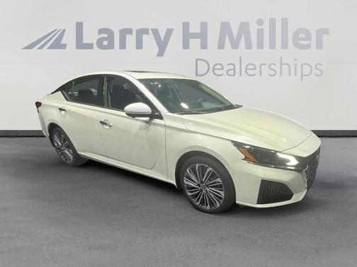 2025 Nissan Altima SL