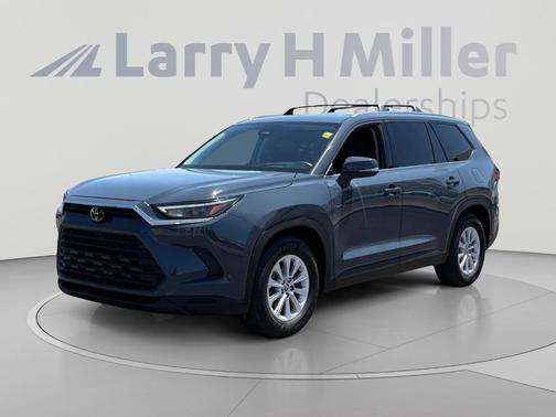 Cloud 9 White 2025 Toyota Grand Highlander XLE