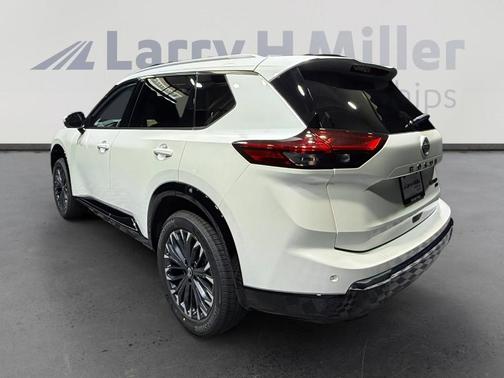 Everest White P 2026 Nissan Rogue Platinum
