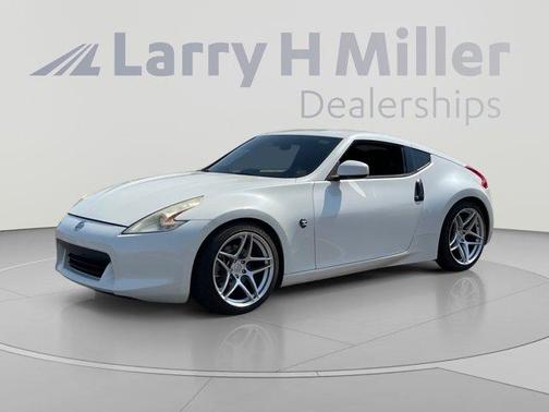 Pearl White 2009 Nissan 370Z