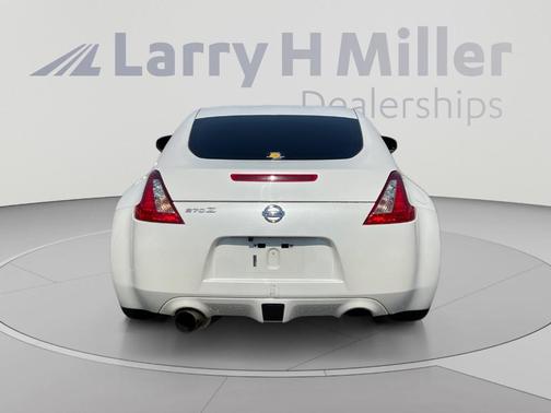 Pearl White 2009 Nissan 370Z