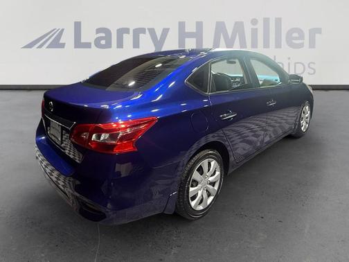 Deep Blue Pearl 2019 Nissan Sentra S