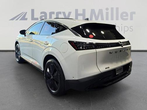 2025 Nissan Murano SV