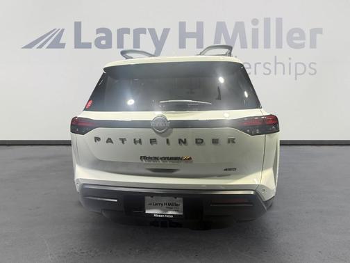 2025 Nissan Pathfinder Rock Creek