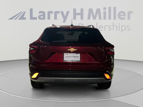 Crimson Metallic 2025 Chevrolet Trax LT
