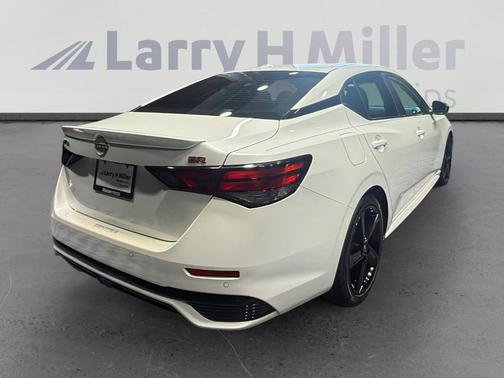 Aspen White 2024 Nissan Sentra SR