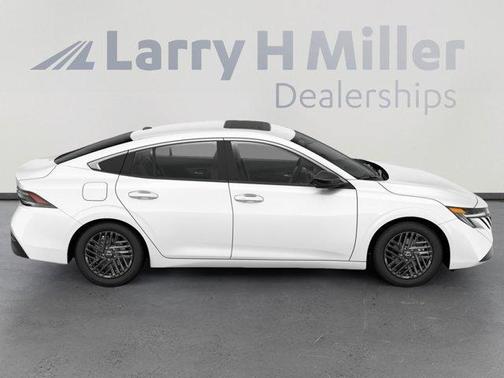 Cloud White 2026 Nissan Sentra SV