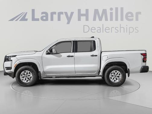 Glacier White 2027 Nissan Frontier PRO-X