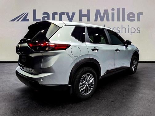 2025 Nissan Rogue S