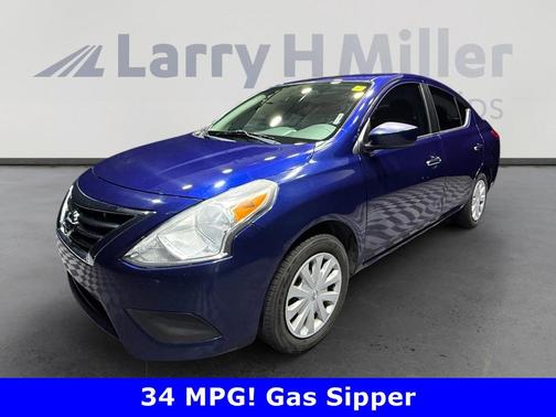 Deep Blue Pearl 2019 Nissan Versa 1.6 SV