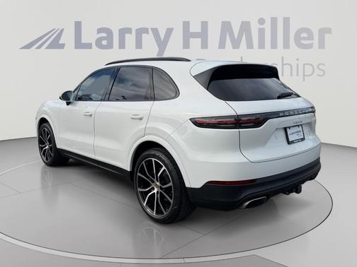 Carrara White Metallic 2019 Porsche Cayenne Base