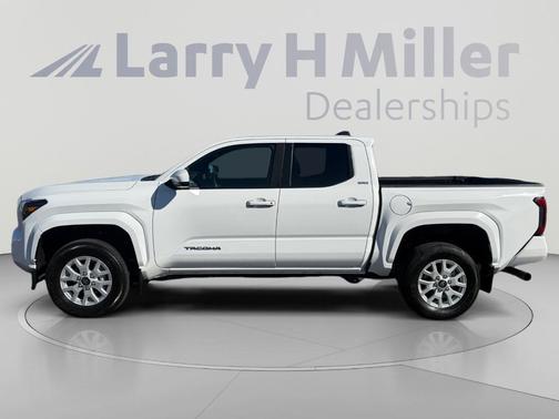 Ice 2024 Toyota Tacoma SR5