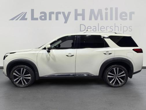 2024 Nissan Pathfinder Platinum