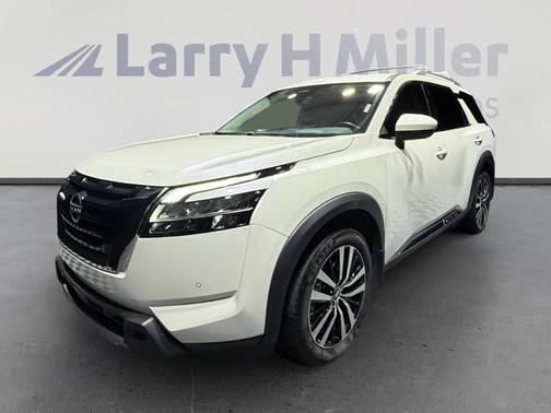 2024 Nissan Pathfinder Platinum
