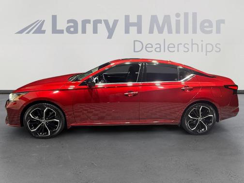 2023 Nissan Altima 2.5 SR