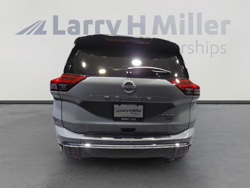 2025 Nissan Rogue Platinum
