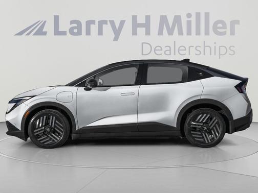 White / Black 2026 Nissan Leaf SV+