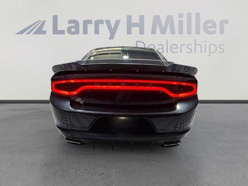 2016 Dodge Charger SE