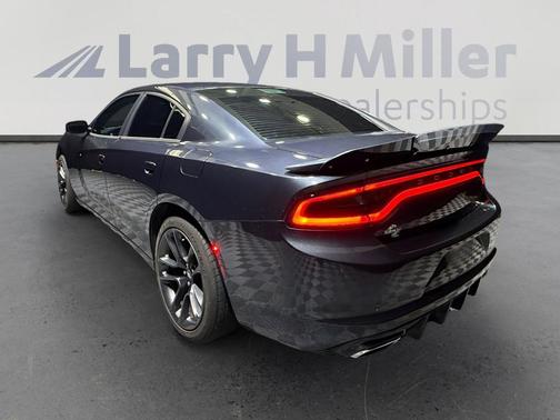 Maximum Steel Metallic 2016 Dodge Charger SE