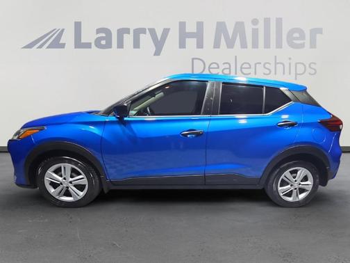 2021 Nissan Kicks S