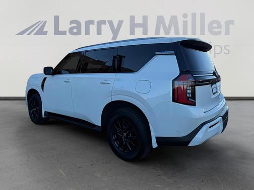 2025 Nissan Armada SV