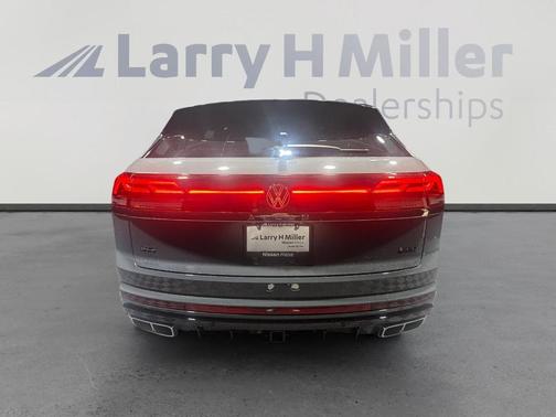 2024 Volkswagen Atlas Cross Sport 2.0T SEL Premium R-Line