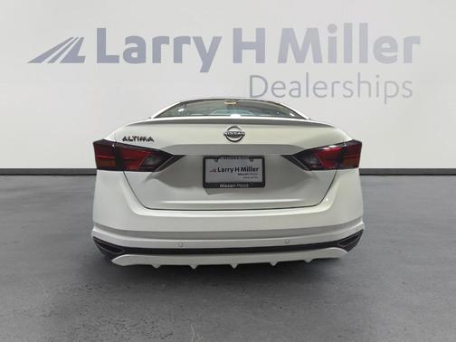 2024 Nissan Altima 2.5 S