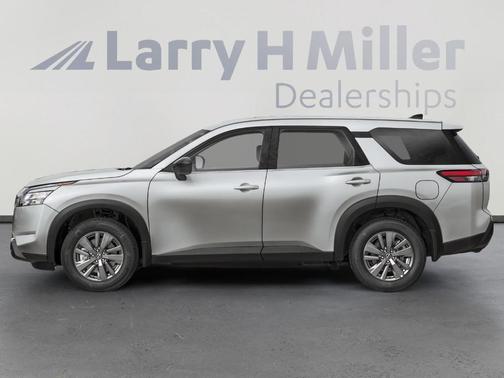2025 Nissan Pathfinder S