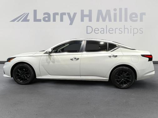 2022 Nissan Altima 2.5 S