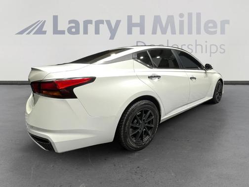 2022 Nissan Altima 2.5 S