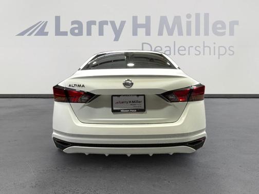 2022 Nissan Altima 2.5 S