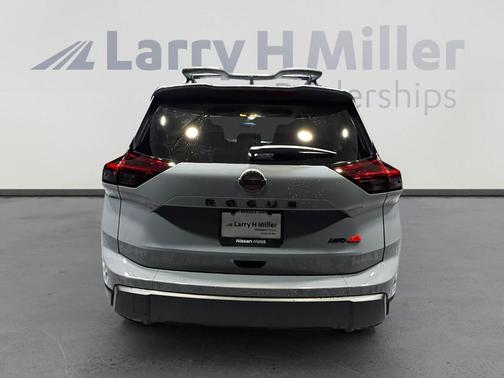 Everest White P 2026 Nissan Rogue Rock Creek