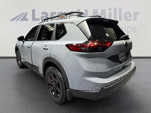 Everest White P 2026 Nissan Rogue Rock Creek