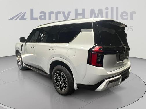 Aspen White 2026 Nissan Armada SL