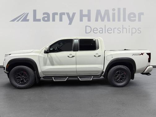 Glacier White 2026 Nissan Frontier PRO-X