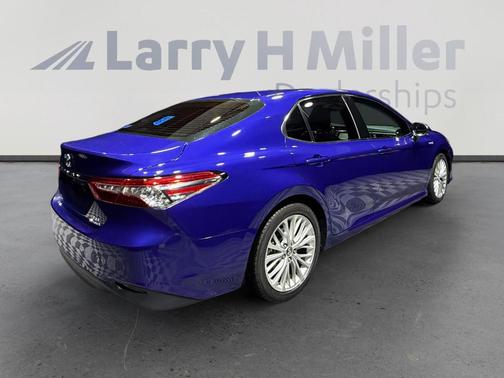 2018 Toyota Camry Hybrid XLE