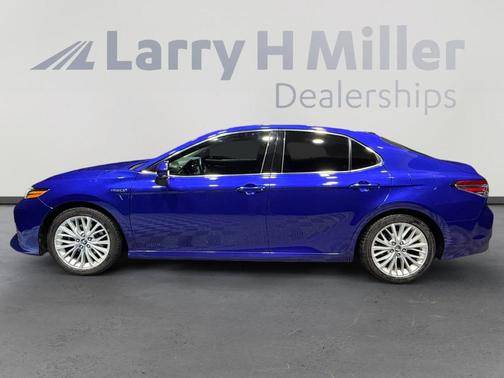 2018 Toyota Camry Hybrid XLE