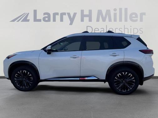 Everest White P 2025 Nissan Rogue Platinum
