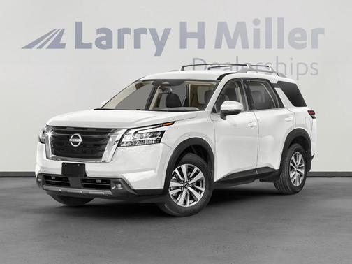 2023 Nissan Pathfinder SL