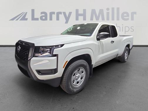 2025 Nissan Frontier S