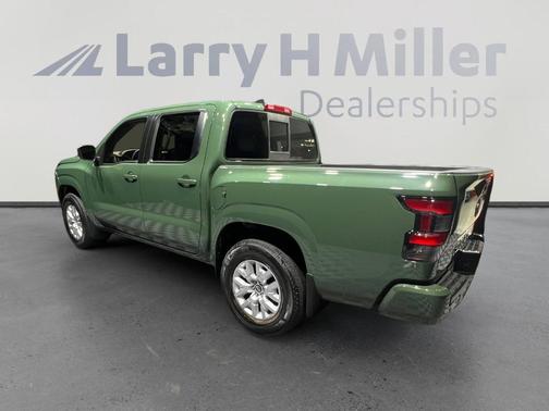 2022 Nissan Frontier SV