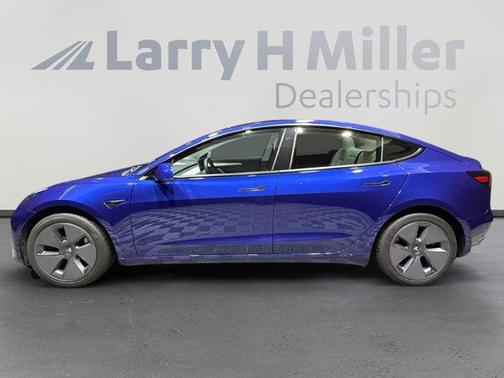 Deep Blue Metallic 2023 Tesla Model 3 Base