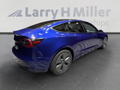 Deep Blue Metallic 2023 Tesla Model 3 Base